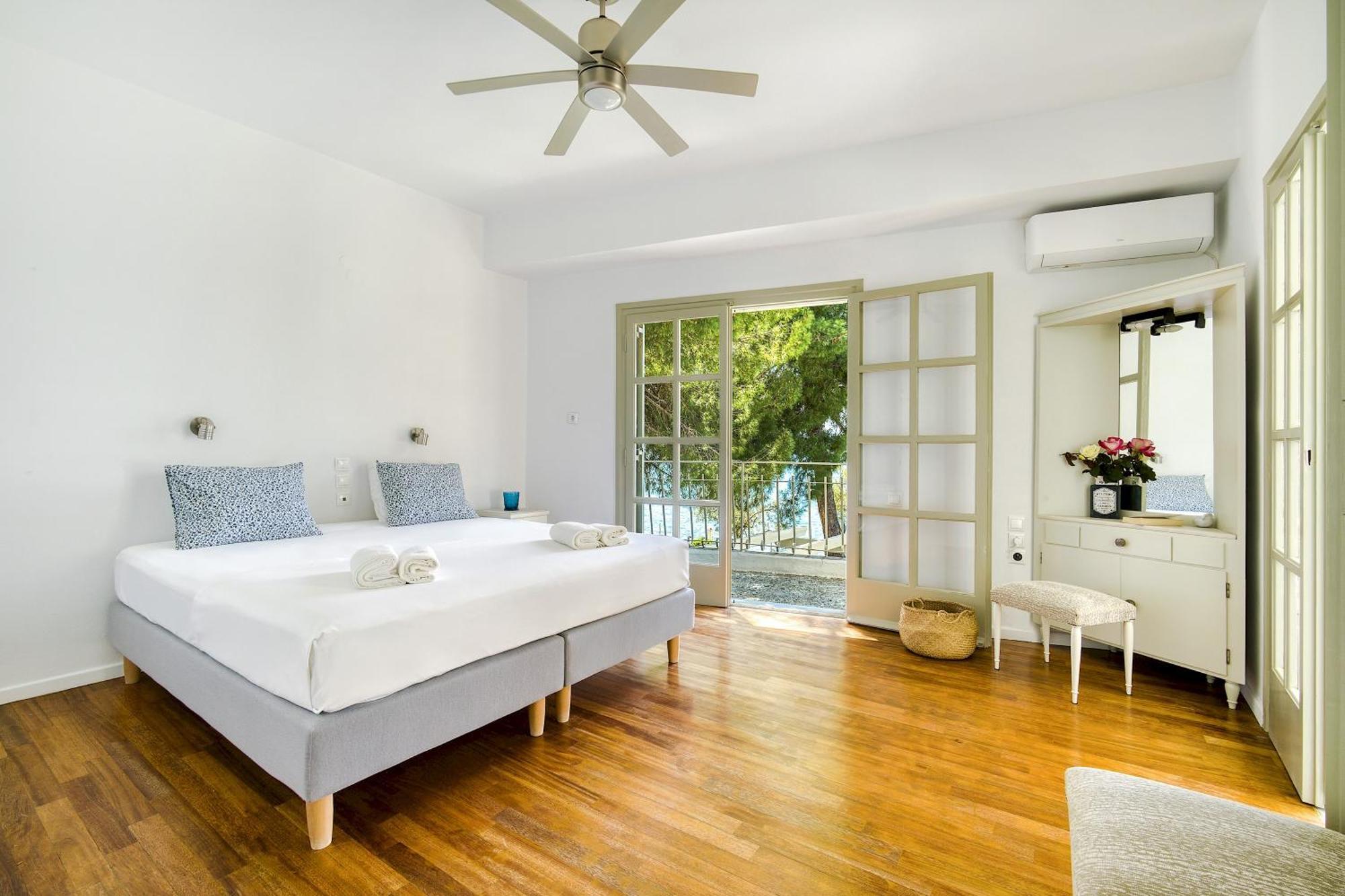 Marvelous Beach House เอเรเทรีย ภายนอก รูปภาพ